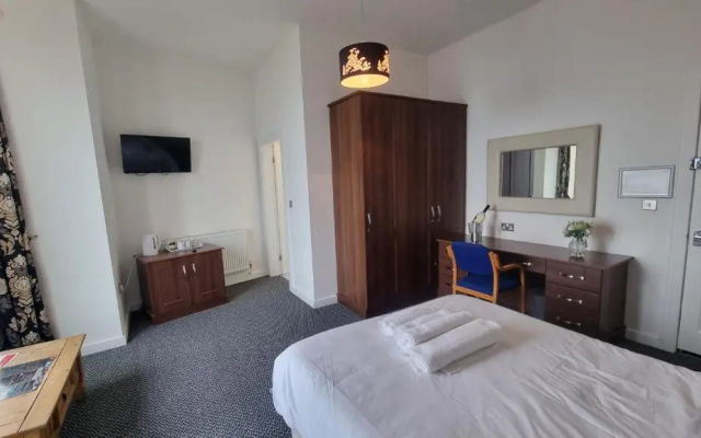 The Queen Vic Bed and Breakfast Sunderland