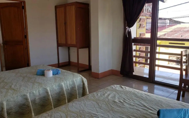 Hostal El Puerto