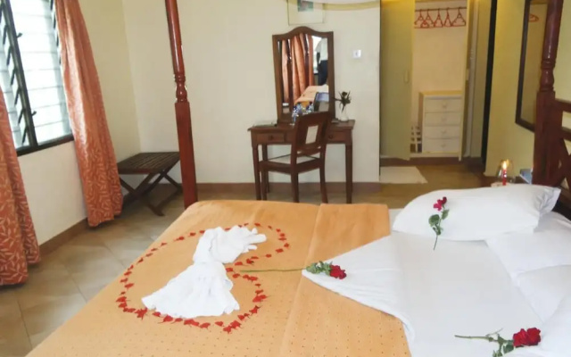 Jumuia Beach Resort Kanamai