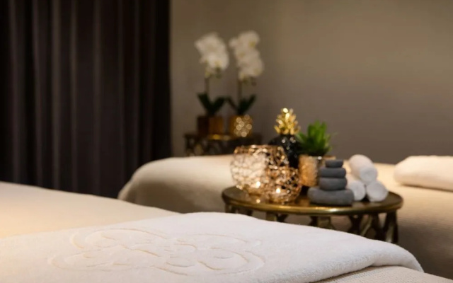 Edmond Luxury Hotel & Spa