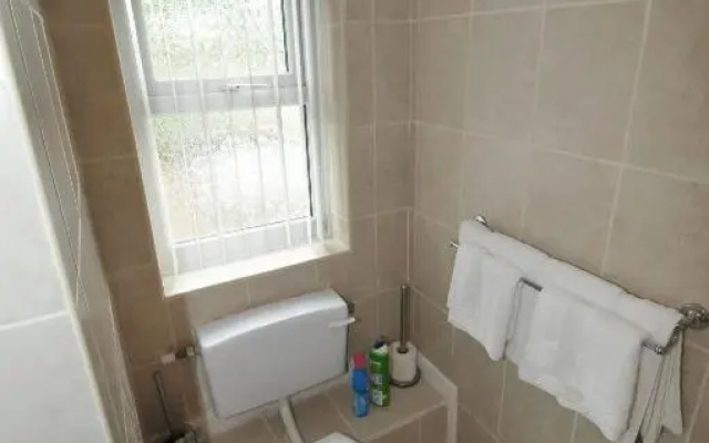Treviglos Lodge Bed Breakfast