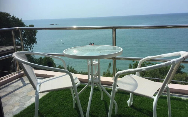 Gao Phala Seaview Hostel