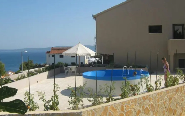 Apartments Aleluja