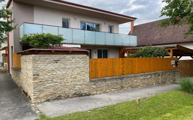 Erkel 19 Apartmanhaz