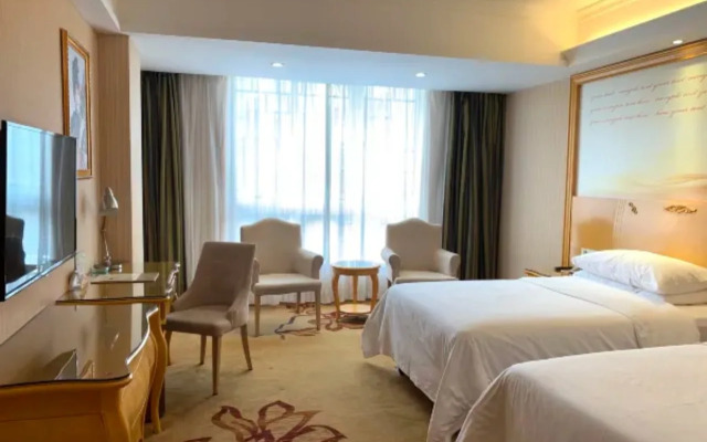 Vienna Hotel (Gongcheng Tianjie)