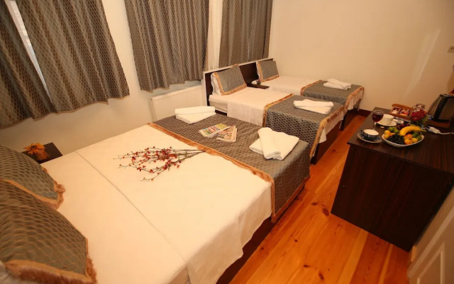 Grand Almira Hotel