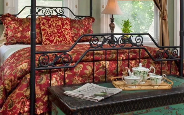 Whistling Swan Inn