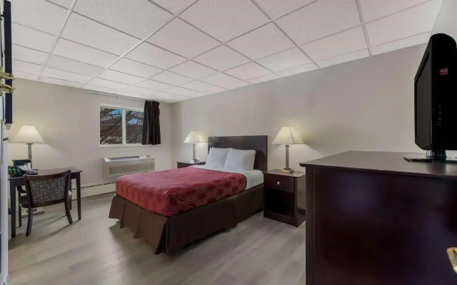 Americas Best Inns Iron Mounta