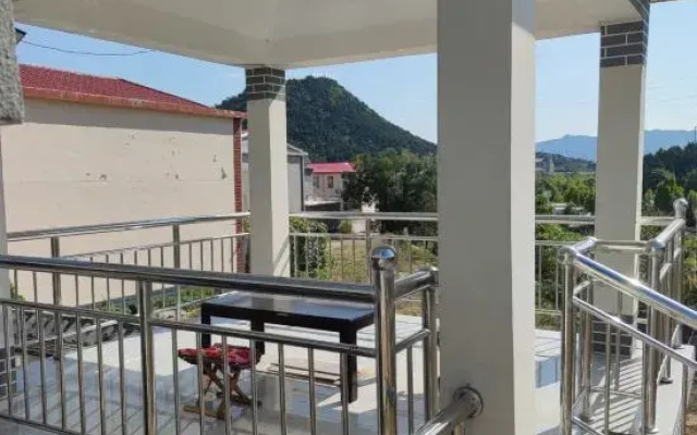 Xibaipo Baixin Homestay