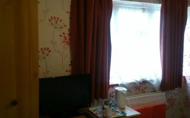 The Lodge Guest House