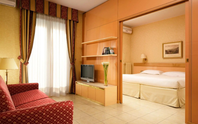 Отель & Residence Quark Due Milano