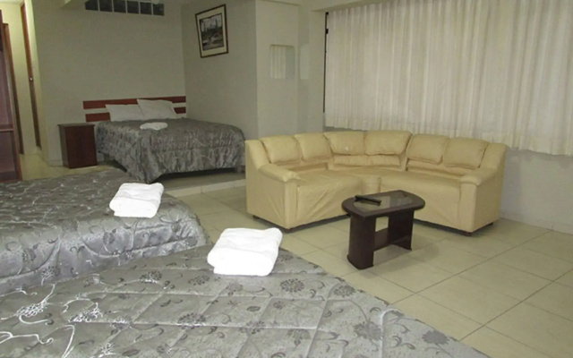 Yanay Inn