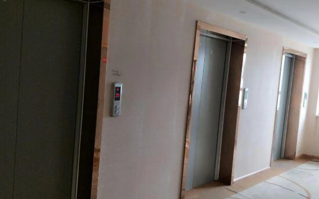 Korla New Jinshang Holiday Hotel