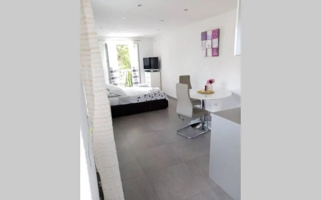 Studio apartman Iva
