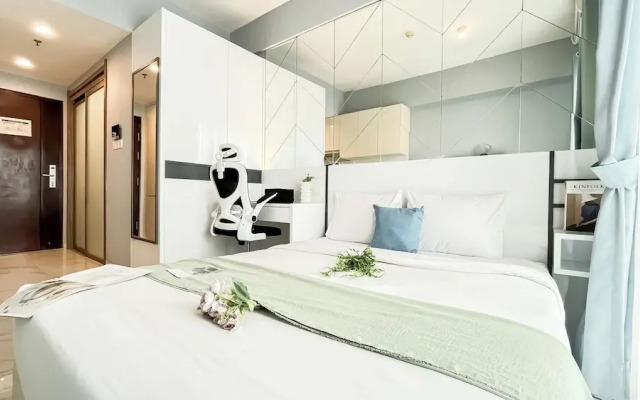 Strategic And Homey Studio At Apartment Sky House Bsd