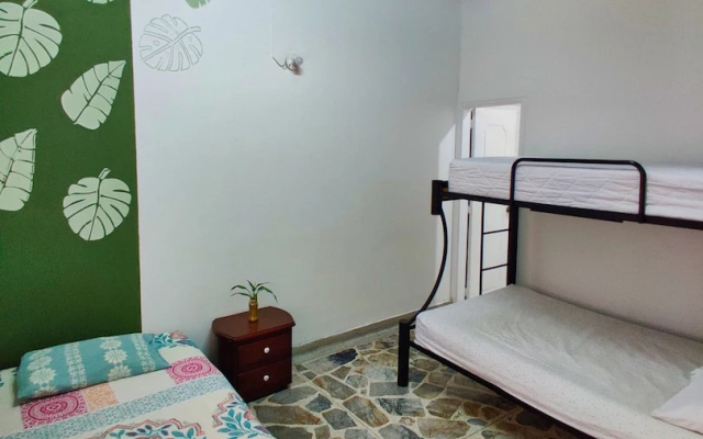 Lady Mom Hostal