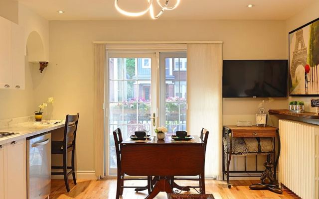 Ottawa Center 1 Bedroom Apartment near Bank St