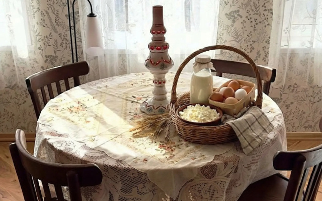 Домик в лотосах