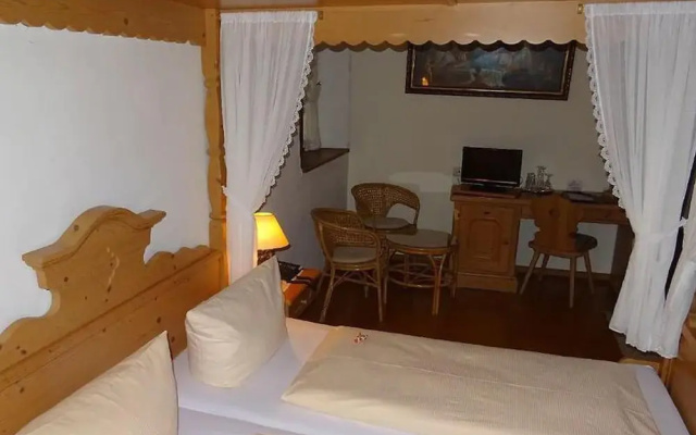 WASSERSTELZ Historisches Genusshotel & Restaurant am Rhein
