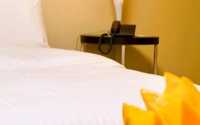 Crom Airport Hotel - Jeddah