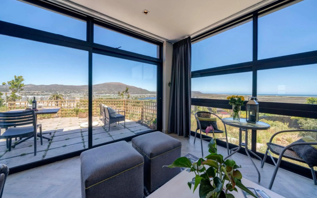 365 Sunset Self Catering Apartments