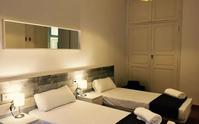 Art Boutique Colon Apartments