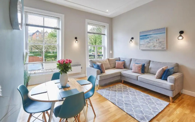 Host & Stay - Easby Hall 2