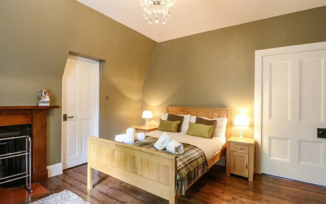 Bearnock Lodge