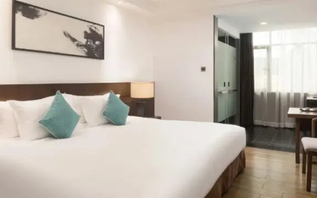 Huali Hotel