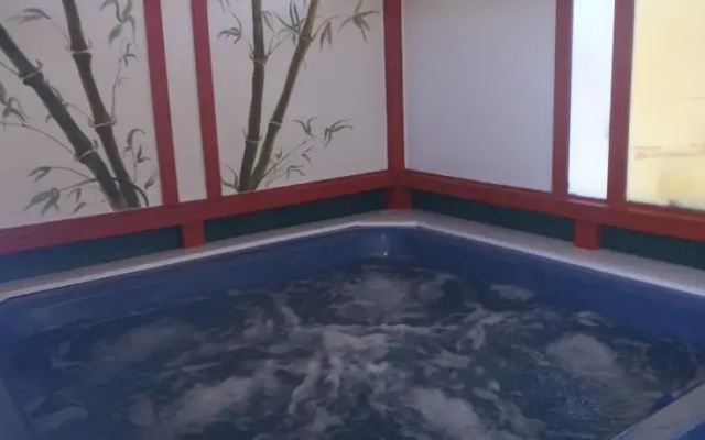 Bamboo Lodge Motel