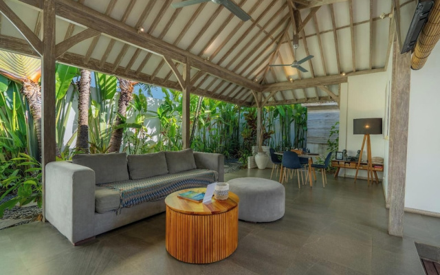 Mundaka Villa by Betterplace
