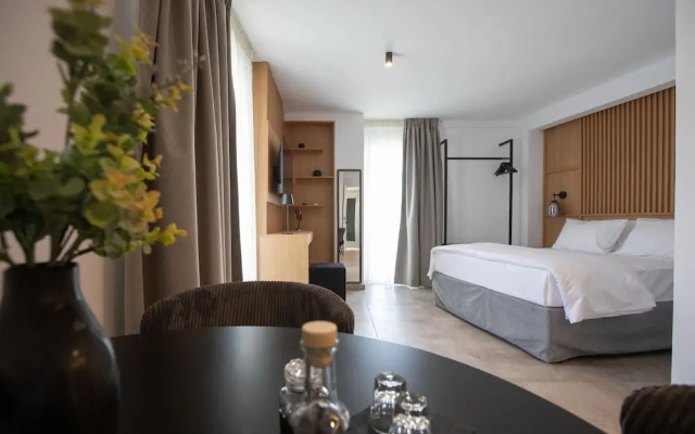 Griffin Suites