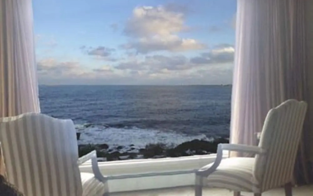 The Quarterdeck Inn by the Sea
