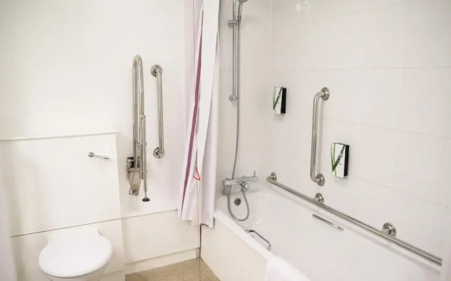 Premier Inn Maidstone - Sandling