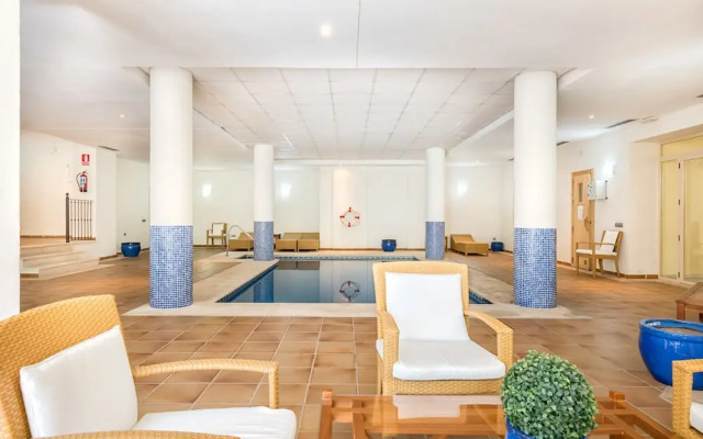 FA-Fab 2 bedroom apt in and outdoor pool
