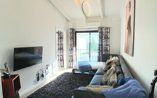 West Beach Lagoon 211 – Great Views