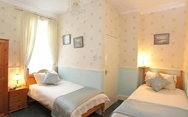 Diadem Hotel - Formerly The Shrewsbury Guest House