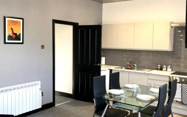 CLIFTON Apartments