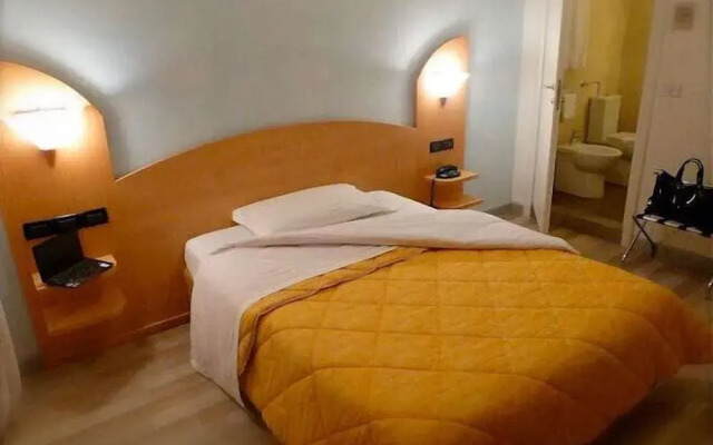 Hotel Mirella & Ristorante Don Bacco