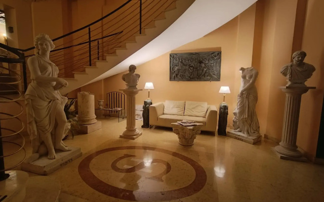 Hotel Seccy Boutique Art & Museum