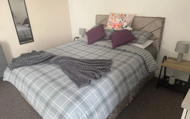 Cozy Apartment in Antrim City Center