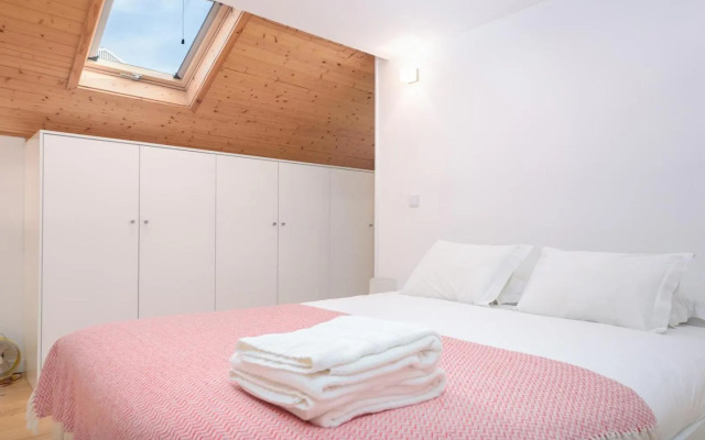 Skylight Apartment