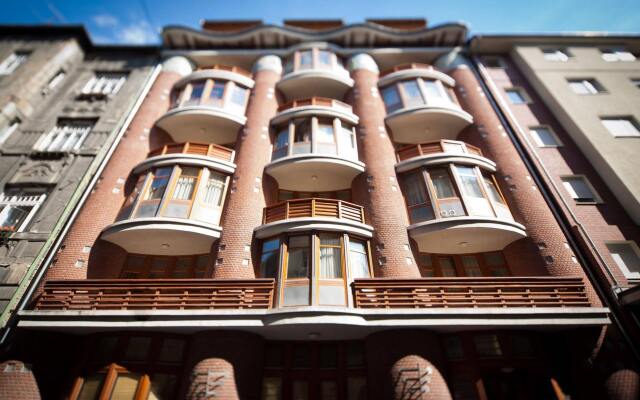 Отель Lord Residence Венгрия, Будапешт - 1 отзыв об отеле, цены и фото номеров - забронировать отель Lord Residence онлайн вид на фасад