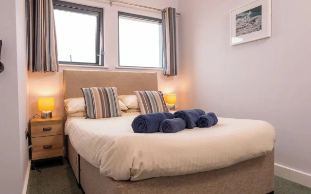 Harbour Stays - The Marine Centre
