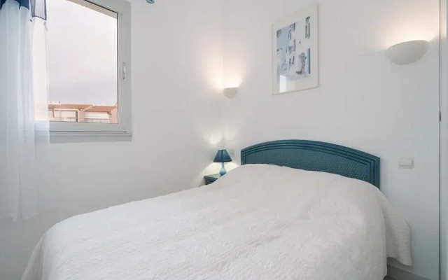 Stylish Seaside Stay in Agde