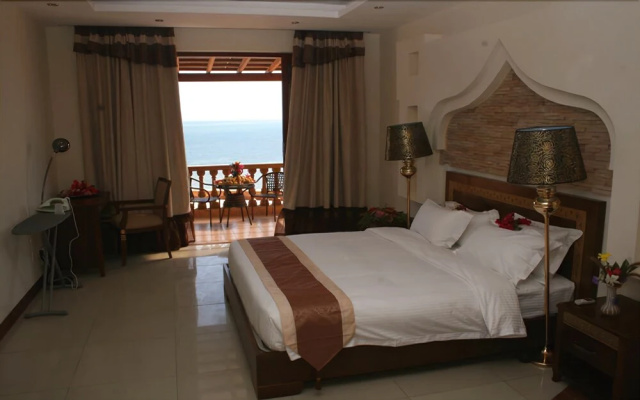 Eden Beach Resort
