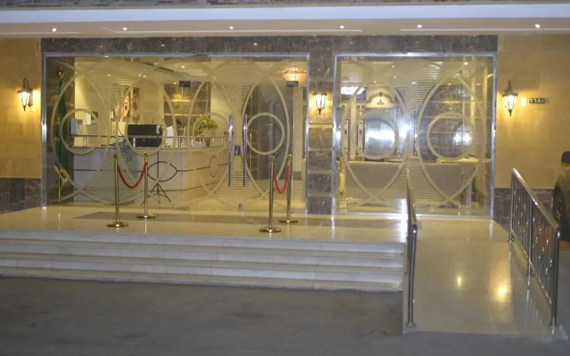 Lavana Furnished Apartments 2