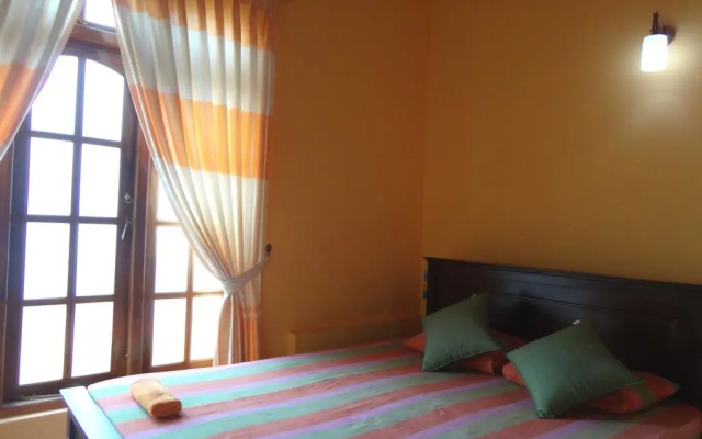 Nilmini Villa