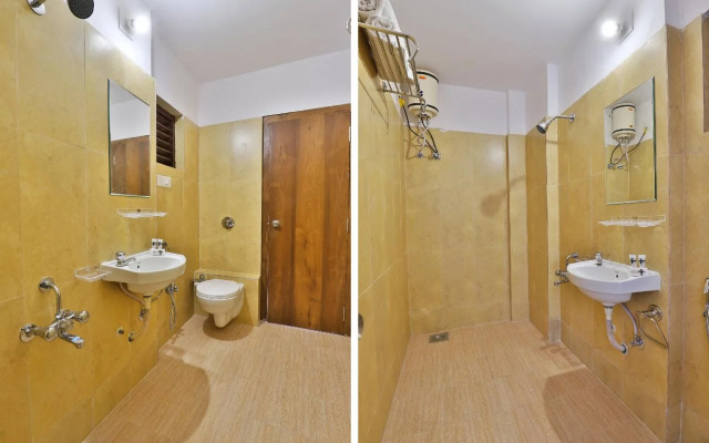 Hotel Rivera Golden Crown By OYO Rooms