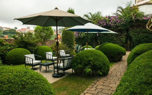 Tsara Guest House